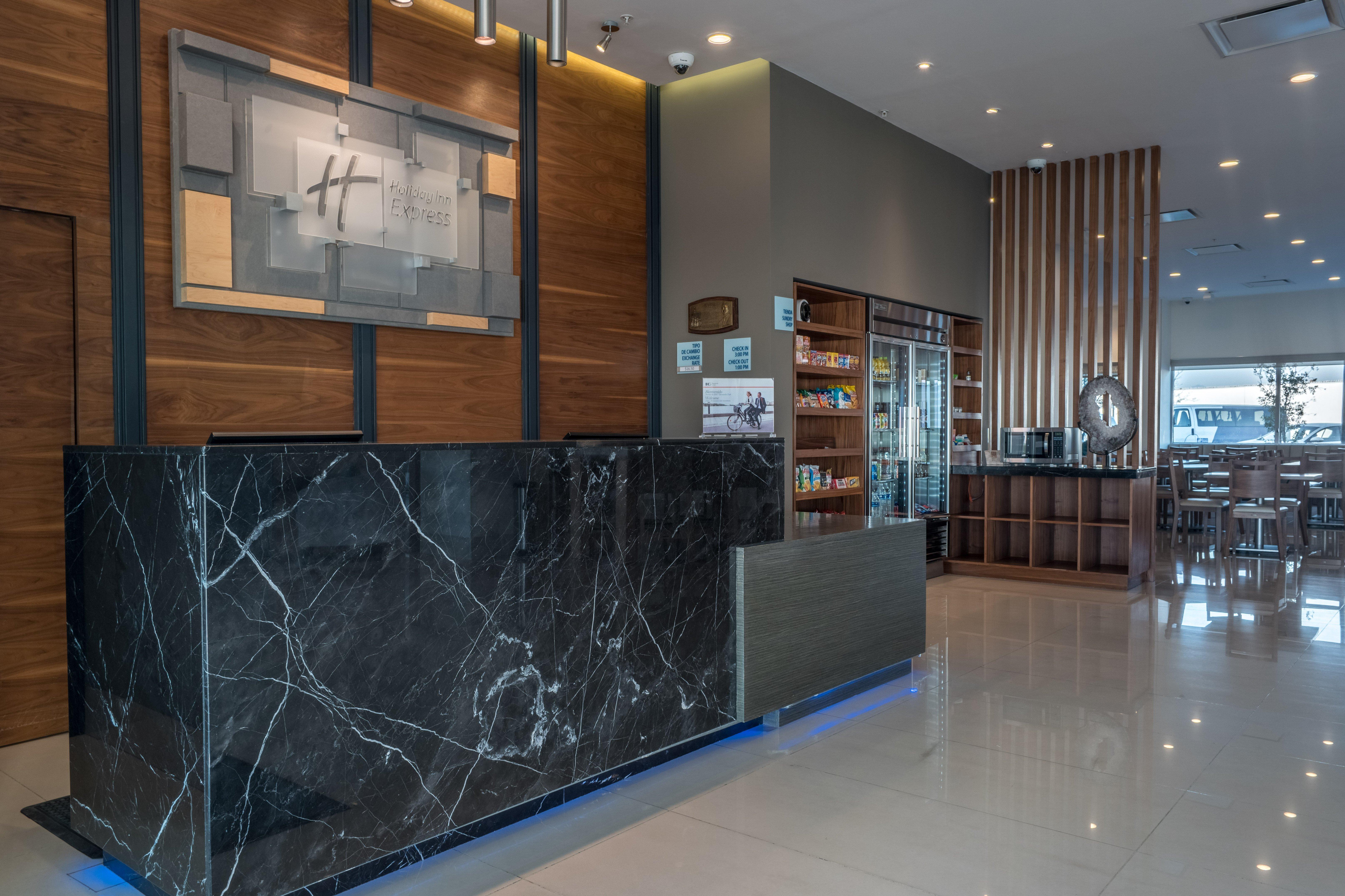 Holiday Inn Express & Suites Silao Aeropuerto Terminal By Ihg Exteriör bild