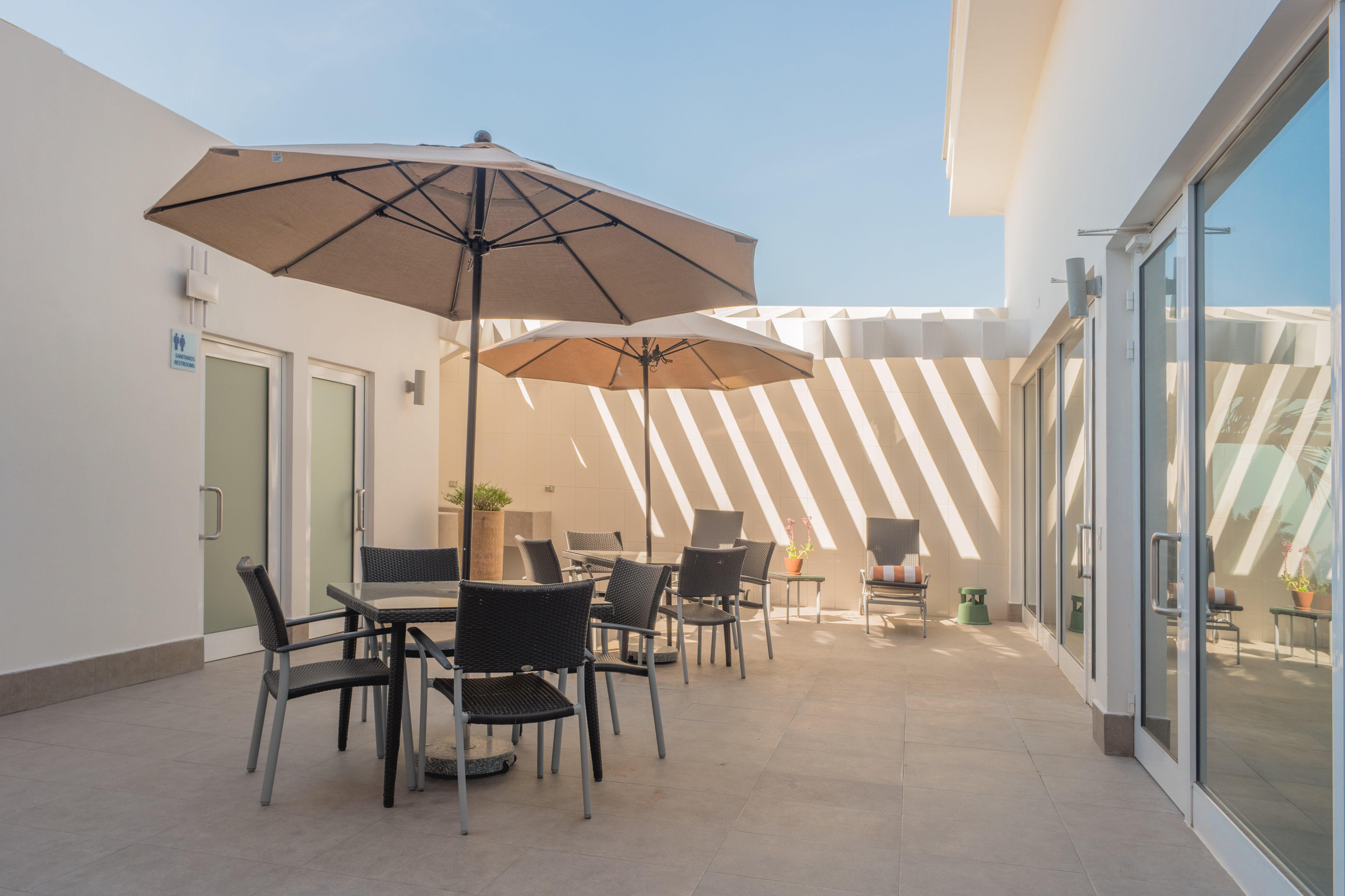 Holiday Inn Express & Suites Silao Aeropuerto Terminal By Ihg Exteriör bild